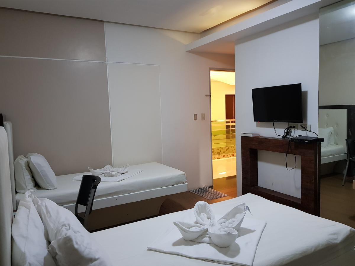 Hotel Giorgio General Santos City Εξωτερικό φωτογραφία